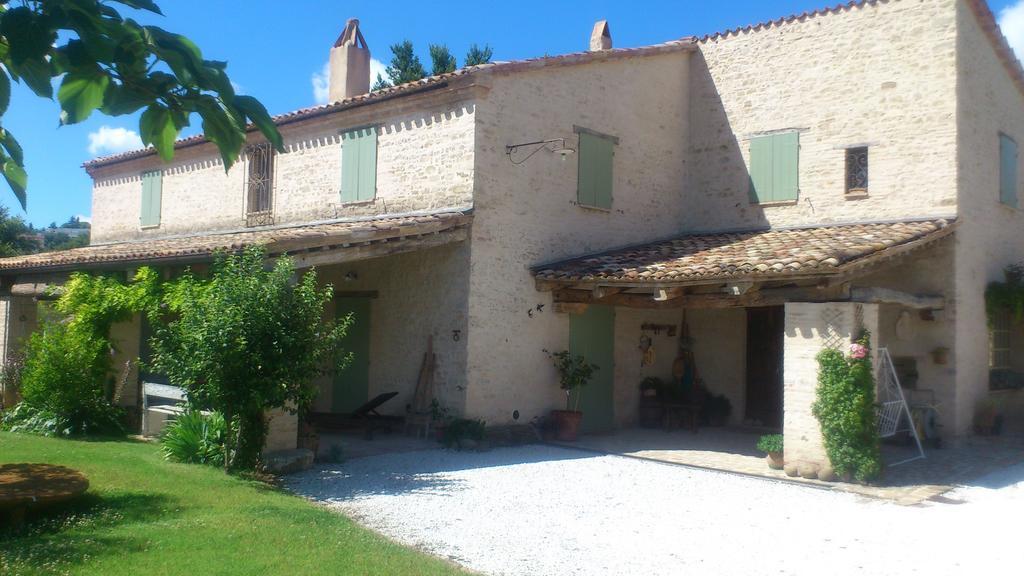 Poggio Dei Prugnoli Bed & Breakfast Tavoleto Exterior foto