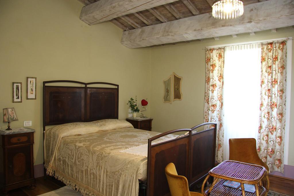 Poggio Dei Prugnoli Bed & Breakfast Tavoleto Exterior foto